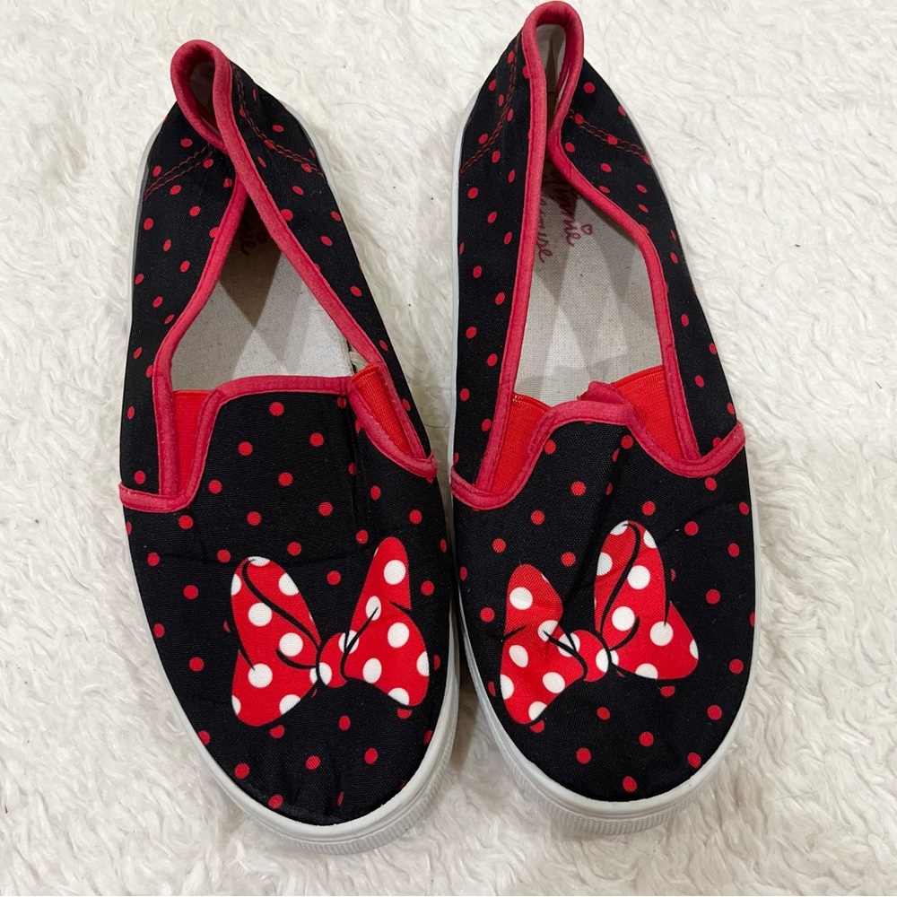 Minnie Mouse Slip On Shoes 11